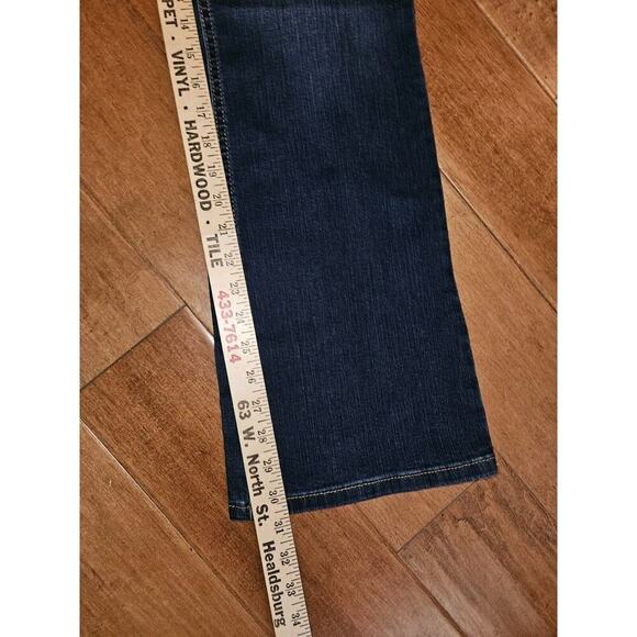 NWT! M Jeans By Maurices Women’s Sz 12 Regular Curvy Classic Boot Cut High-Rise - Picture 9 of 10